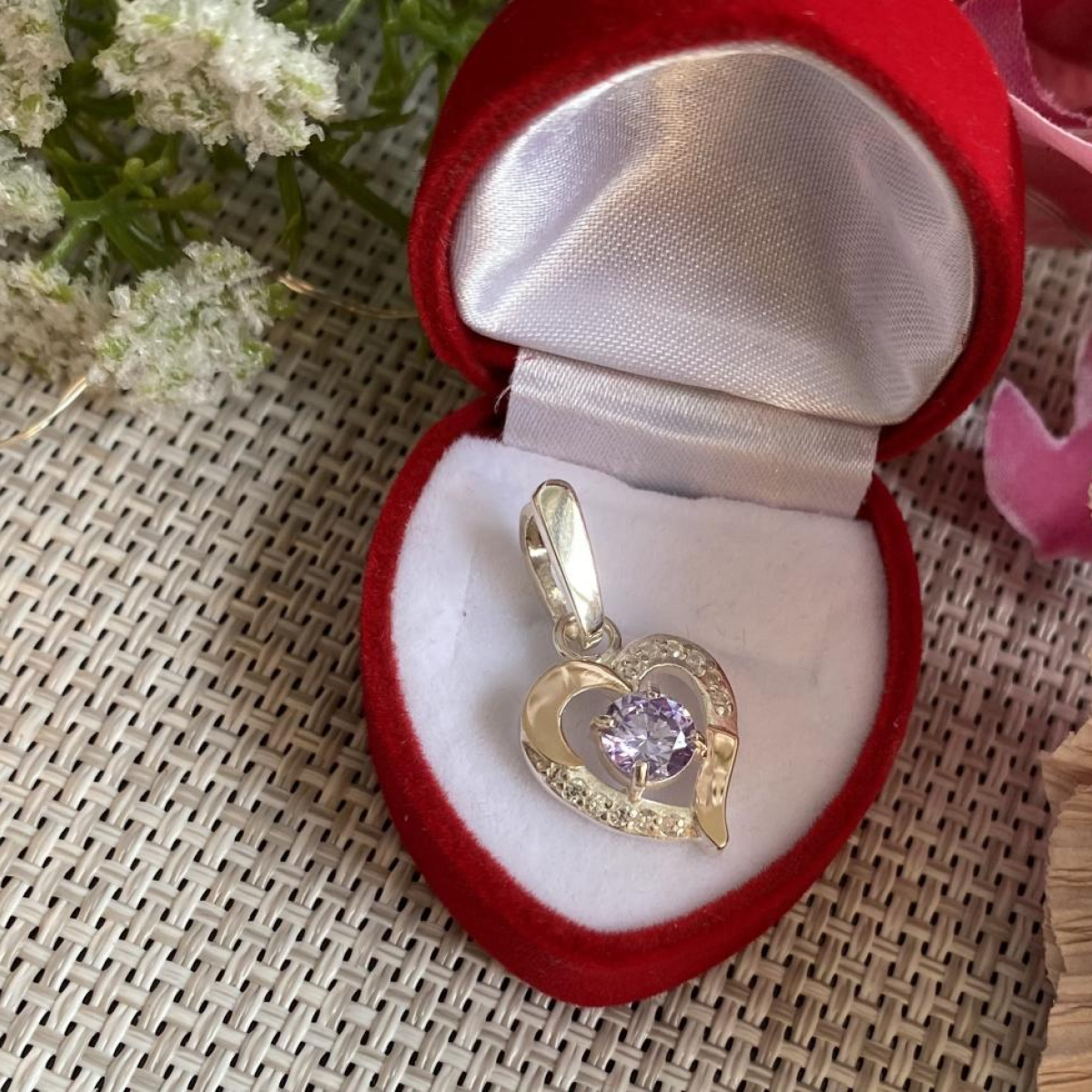 Серебряная подвеска с золотими вставками