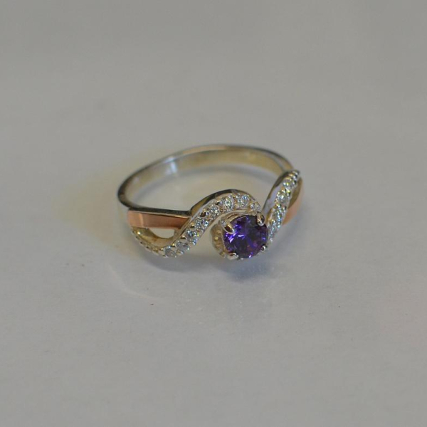 Срібна каблучка з золотими напайками