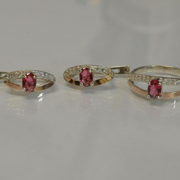 Срібний гарнітур з накладками із золота