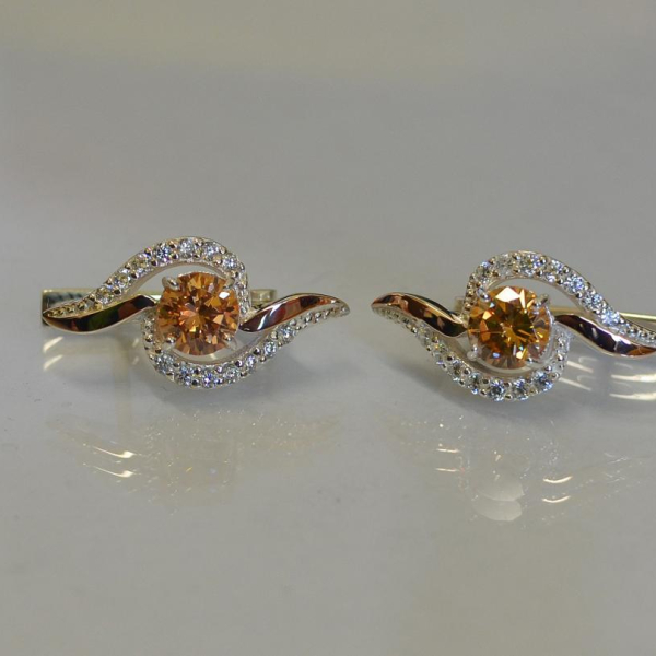 Серебряные серьги с  накладками из золота