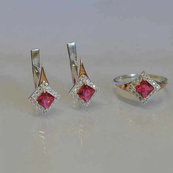 Срібний комплект з золотими вставками