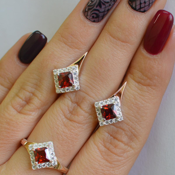 Срібний комплект з золотими вставками