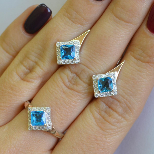 Срібний комплект з золотими вставками