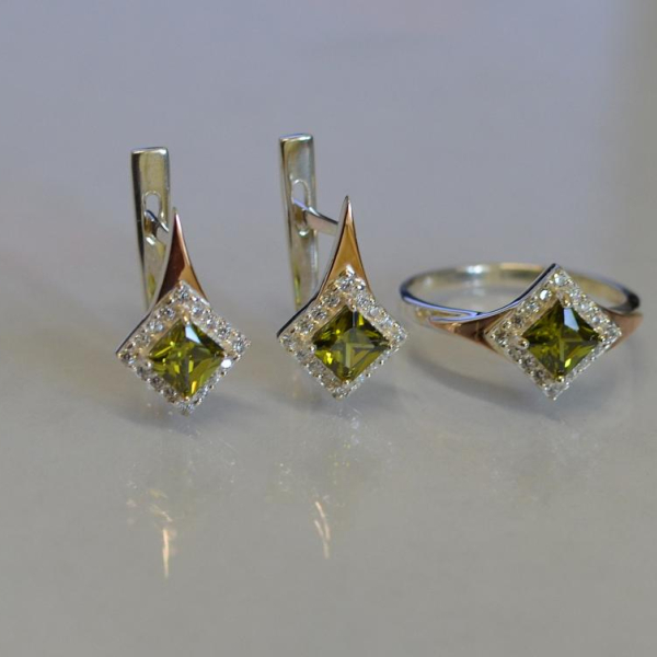 Срібний комплект з золотими вставками