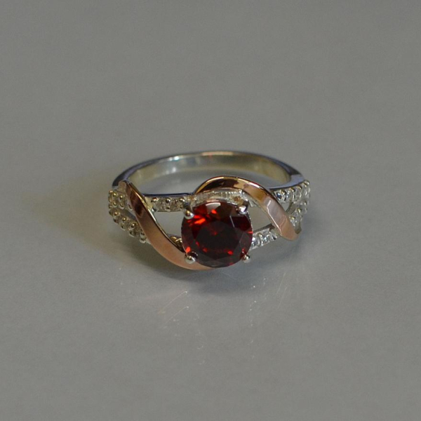 Каблучка срібна з золотими наклакдами та кубічним цирконієм