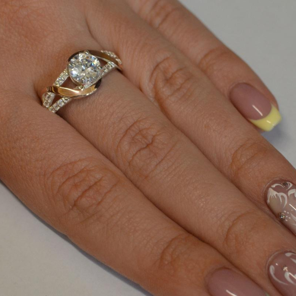 Каблучка срібна з золотими наклакдами та кубічним цирконієм