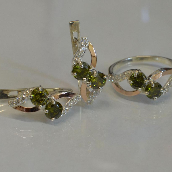 Серебряный набор серьги и кольцо