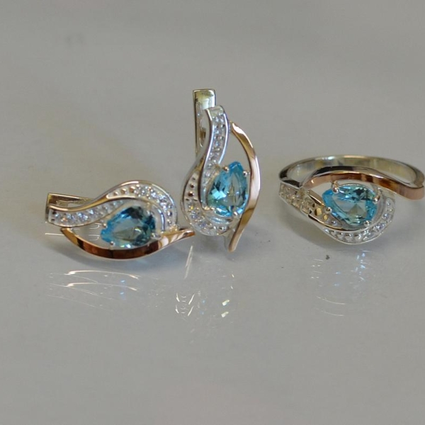 Гарнітур із срібла