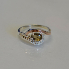 Срібна каблучка з елементами золота