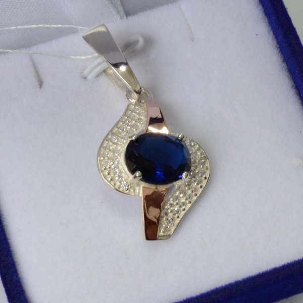 Серебряная подвеска с золотими вставками