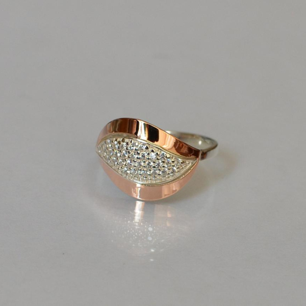 Срібна кабулучка з золотими вставками і фіанітами