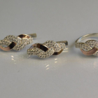 Срібний набір з золотими напайками і фіанітами