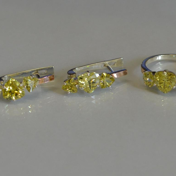 Срібний гарнітур з золотими вставками(пластинами)