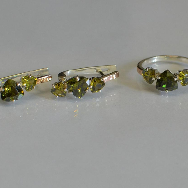 Срібний гарнітур з золотими вставками(пластинами)