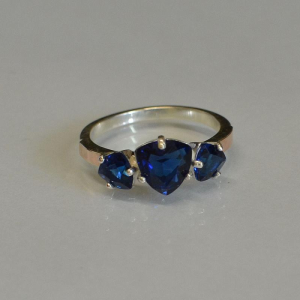 Кольцо серебряное с золотыми накладками (пластинами)