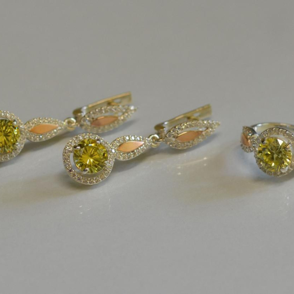 Серебряный комплект с золотыми пластинками