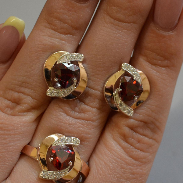 Серебряный набор кольцо и серьги