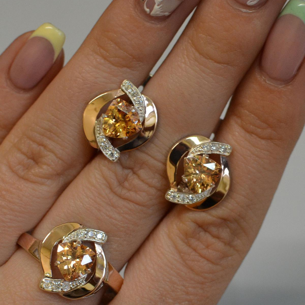 Серебряный набор кольцо и серьги