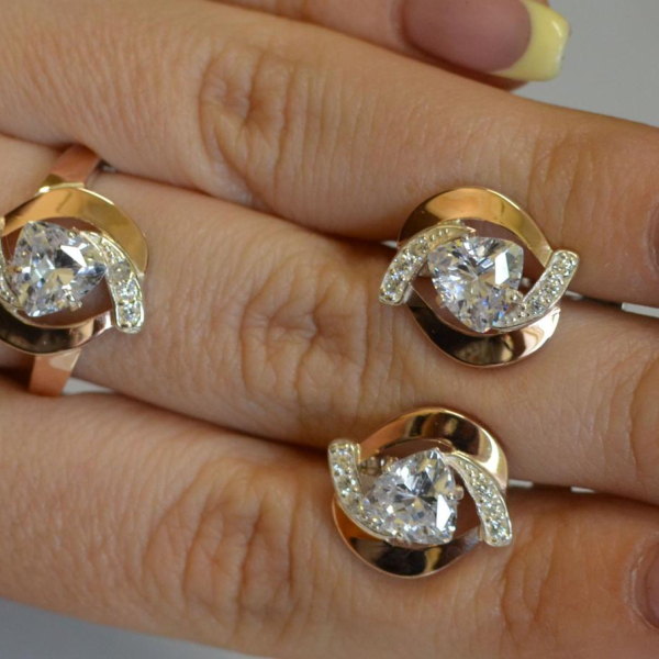 Серебряный набор кольцо и серьги