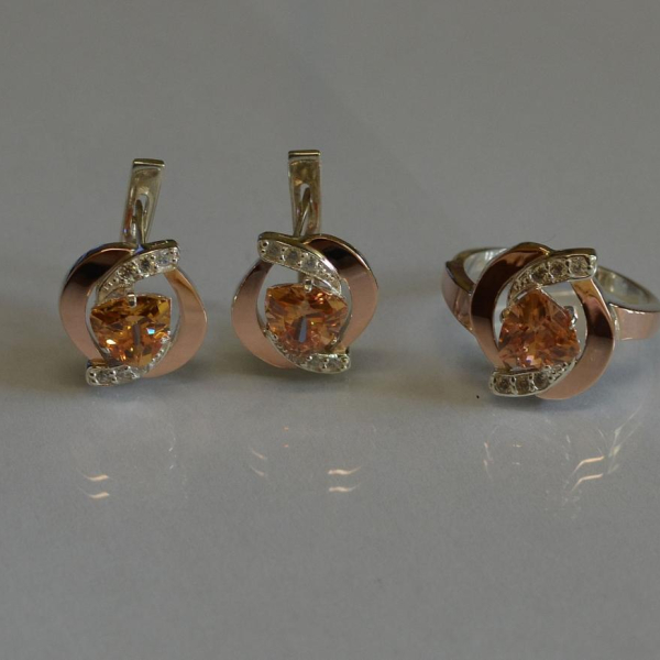 Серебряный набор кольцо и серьги