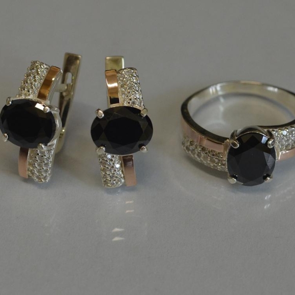 Набор серебряный с золотыми пластинами и фианитами