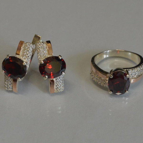 Набор серебряный с золотыми пластинами и фианитами