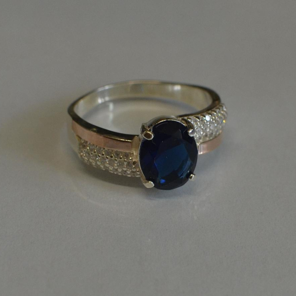 Каблучка срібна з золотими пластинами і фіанітами