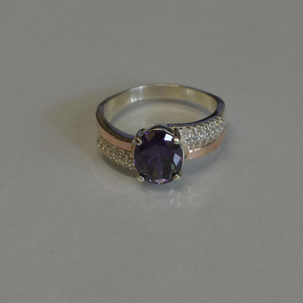 Каблучка срібна з золотими пластинами і фіанітами