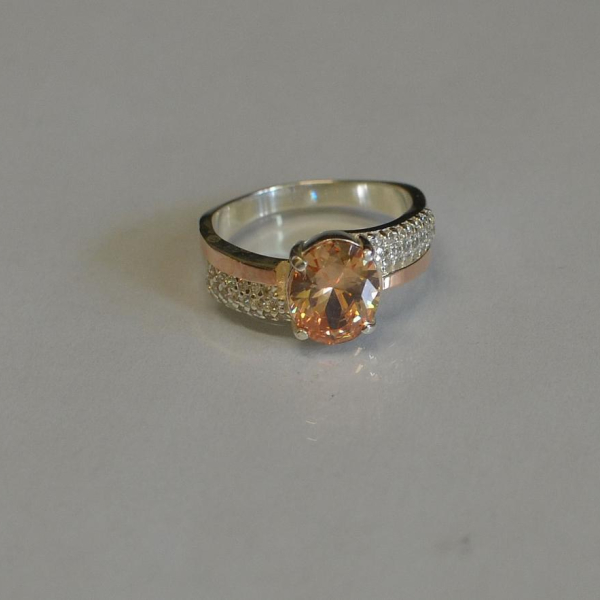 Каблучка срібна з золотими пластинами і фіанітами