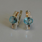 Срібні сережки з золотими пластинами і фіанітами