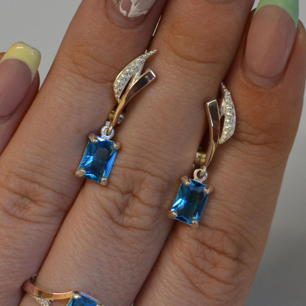 Серебряный комплект с золотыми пластинами и фианитами