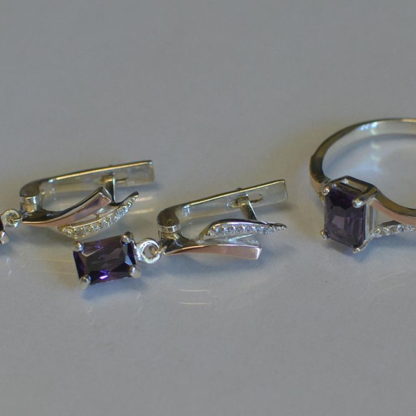 Серебряный комплект с золотыми пластинами и фианитами