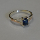 Срібна каблучка з золотими пластинами і фіанітами