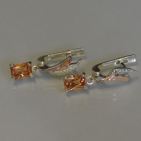 Сережки срібні з золотими накладками і фіанітами