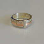 Каблучка срібна з золотими вставками і фіанітами
