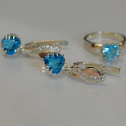 Набір срібний серце в руках