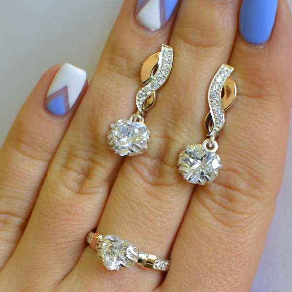 Набір срібний серце в руках