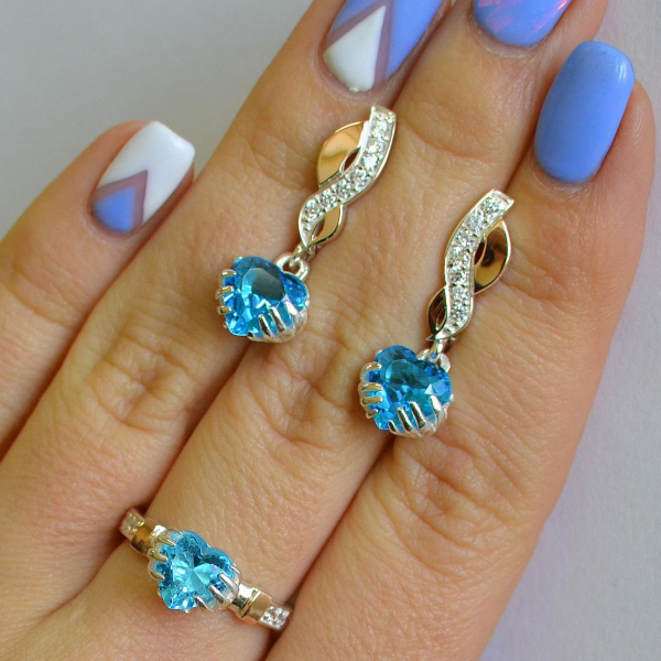 Набір срібний серце в руках