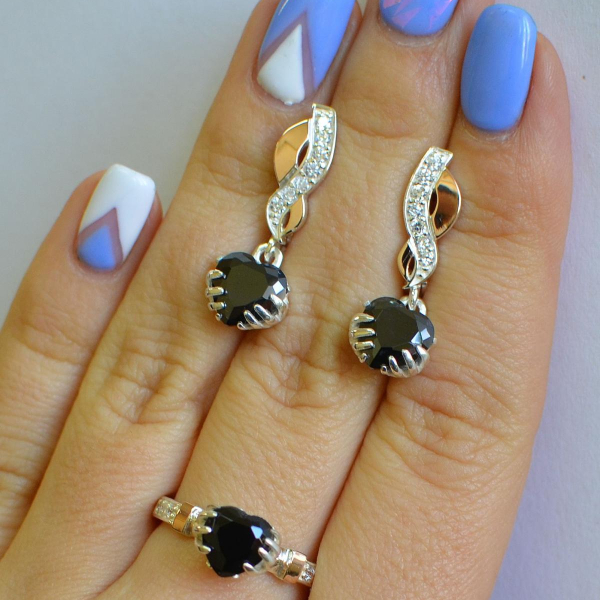 Набір срібний серце в руках