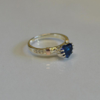 Каблучка Серце в руках