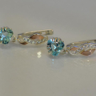 Сережки Сердце в руках