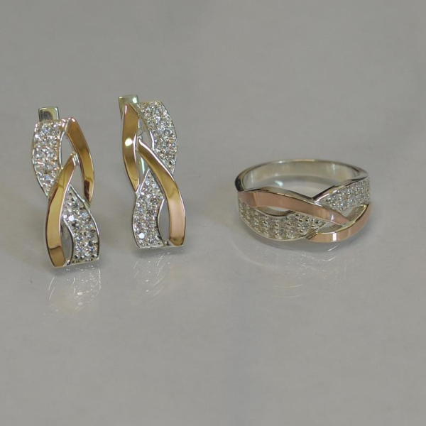 Серебряный набор серьги и кольцо с фианитами