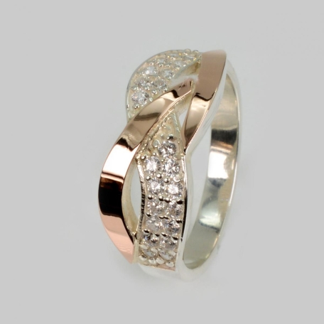 Срібна каблучка з фіанітами