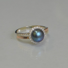 Срібна каблучка з жемчугом