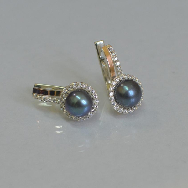 Срібні сережки з жемчугом