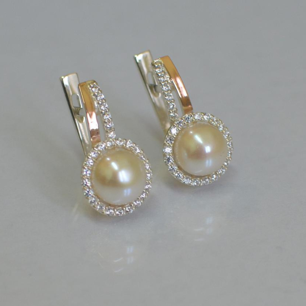 Срібні сережки з жемчугом