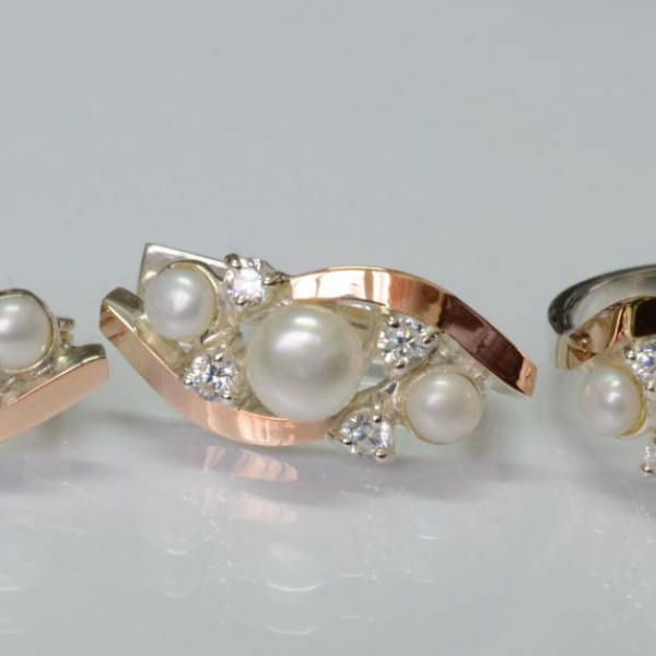 Серебряный набор с жемчугом