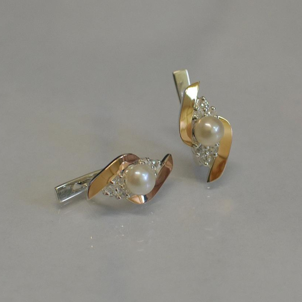 Сережки срібні з жемчугом