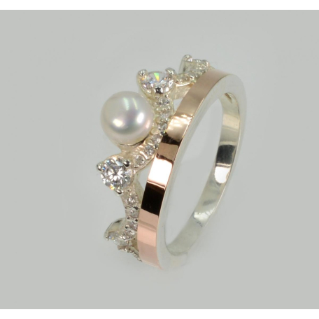 Серебряное кольцо с золотыми вставками