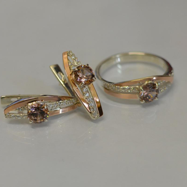 Серебряный набор с золотыми вставками